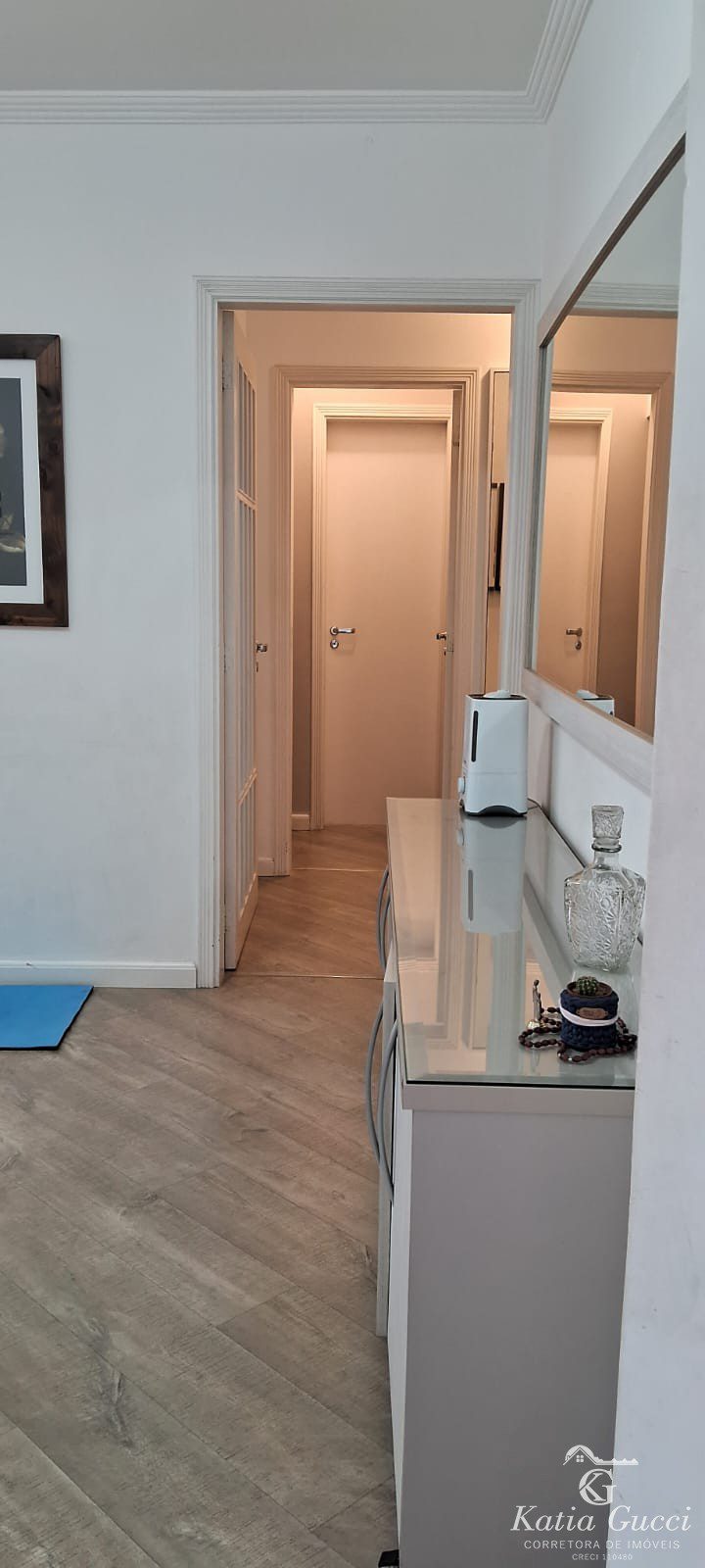 00c548d1-1f06-4a0c-b72b-c117d5f856c1