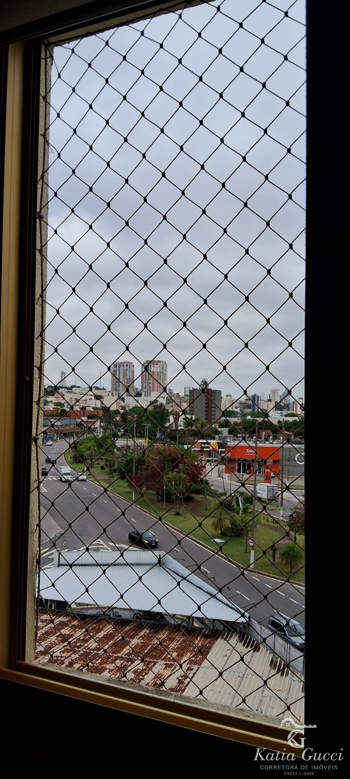 04bc4696-3271-4d1f-adcb-179847961e1d