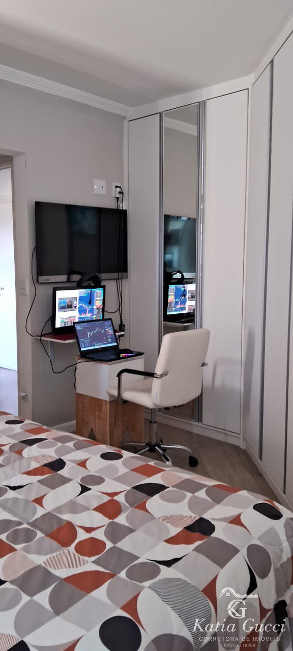 37e3a999-ccf7-4d40-ade5-808a7276cd4a