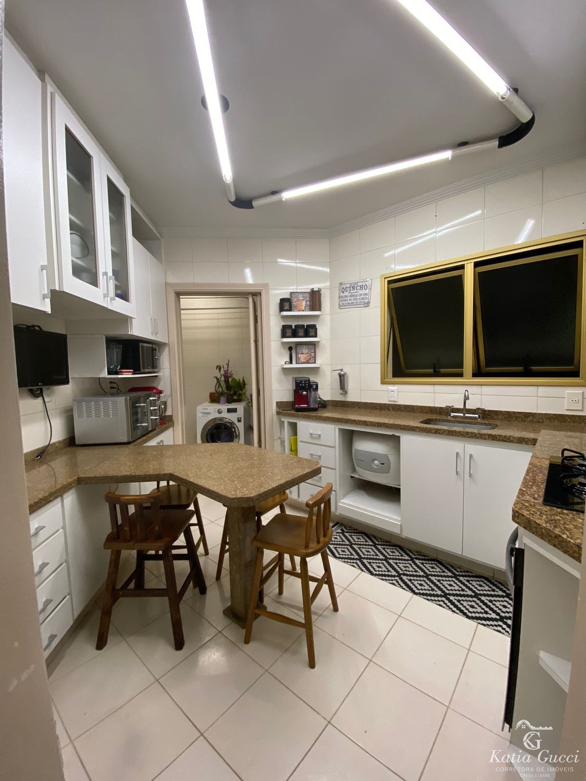 9e52a5cb-a9a8-4742-aece-76fecfceeb80