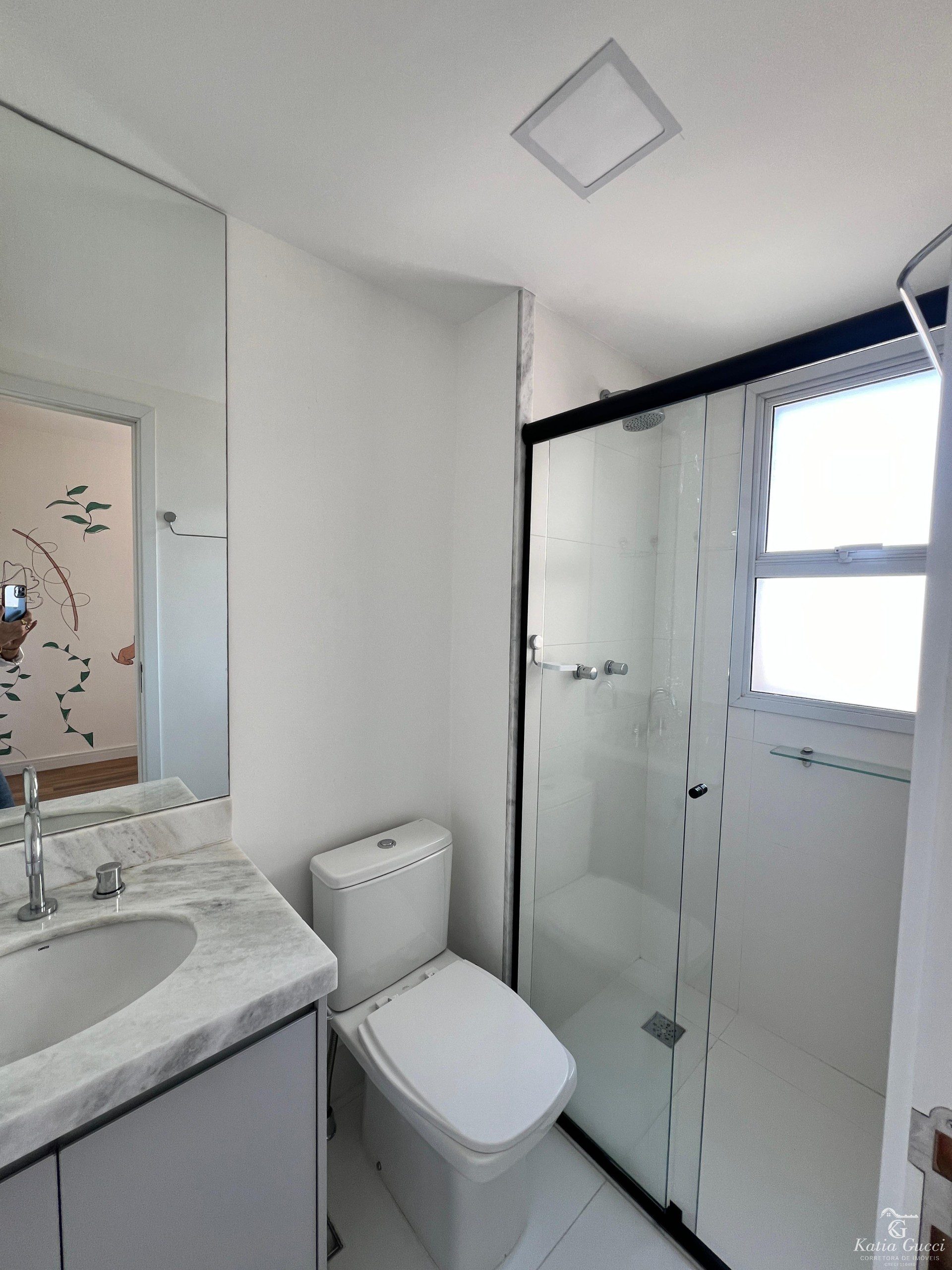 c6e27120-b333-491d-823b-1af3b9a269a0