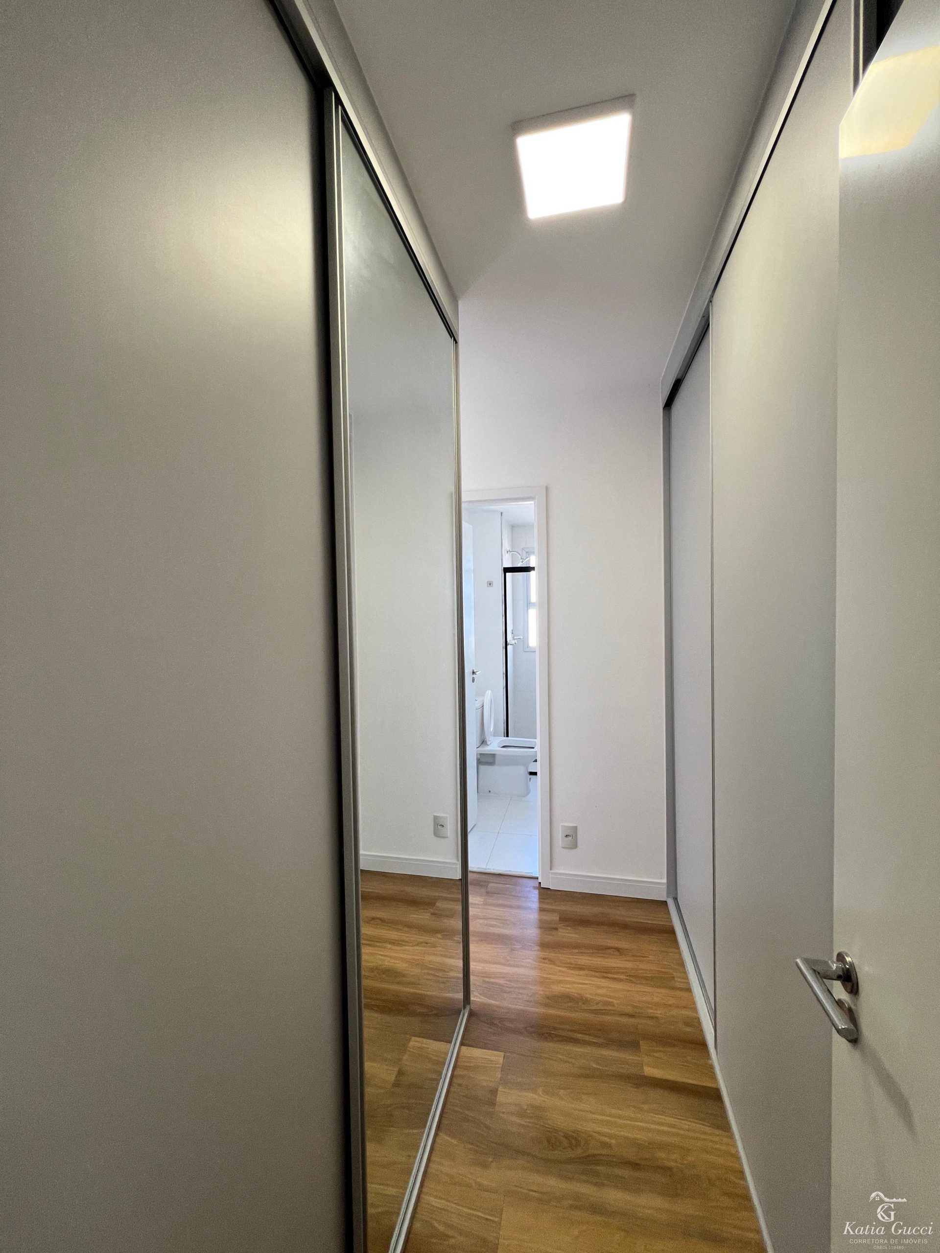 d39f5765-90f1-4055-8964-5ab41967e793