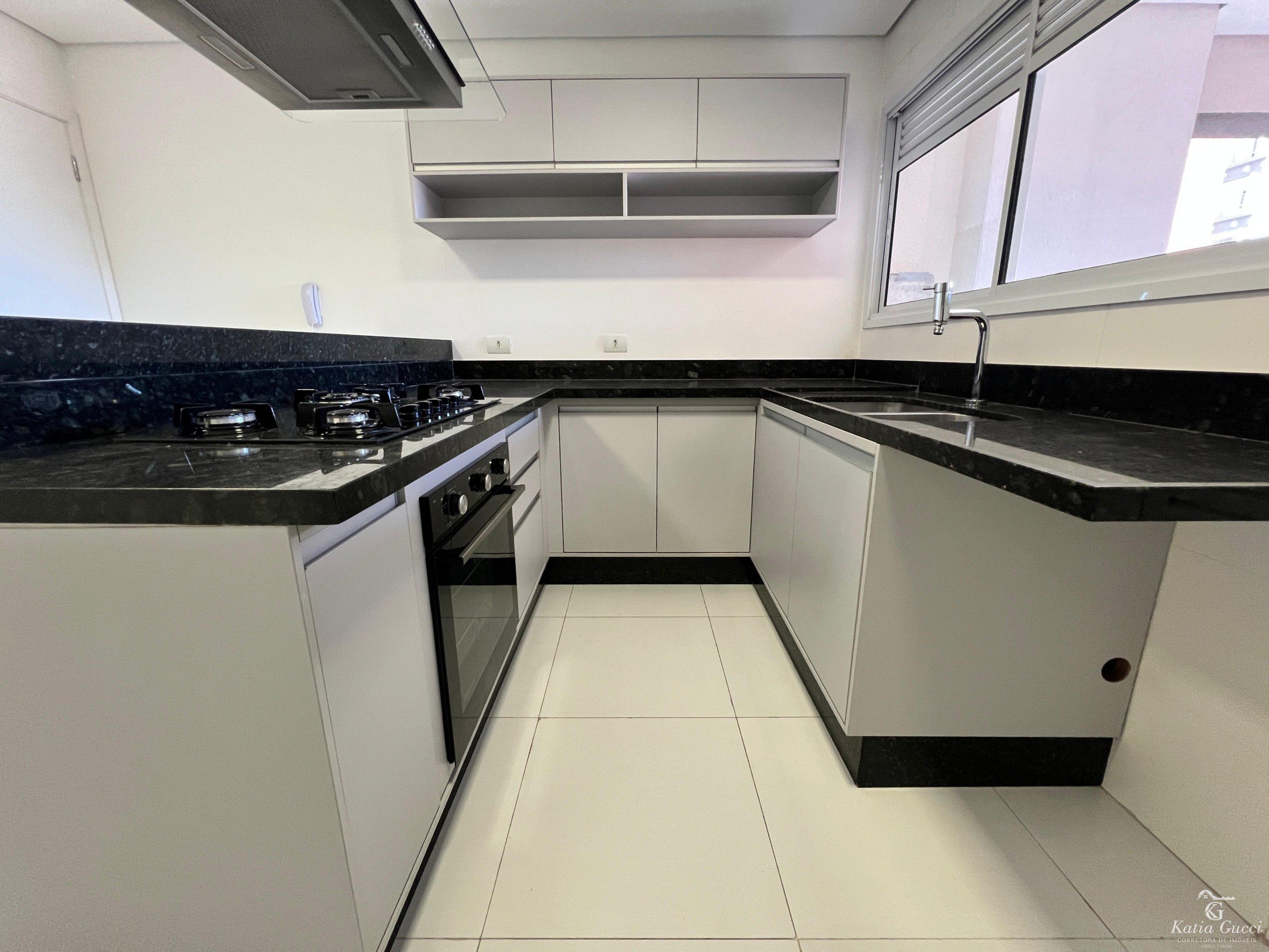 e9c735a4-02a7-480d-801d-2a457f95c801