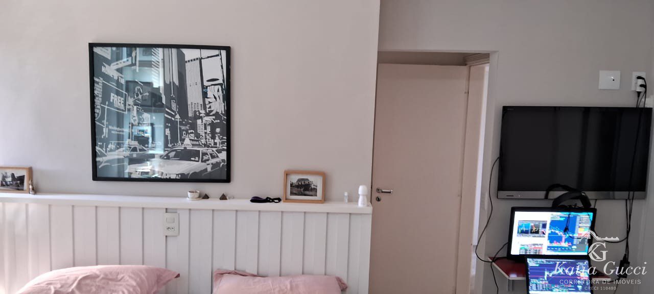 f1502483-f684-4b14-9b6c-502c29a63816